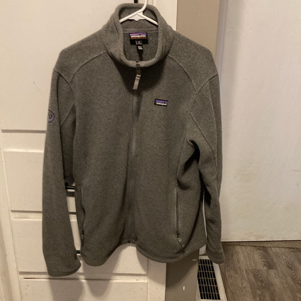 Patagonia Synchilla fleece women’s size XL Gray Jacket 🧥.